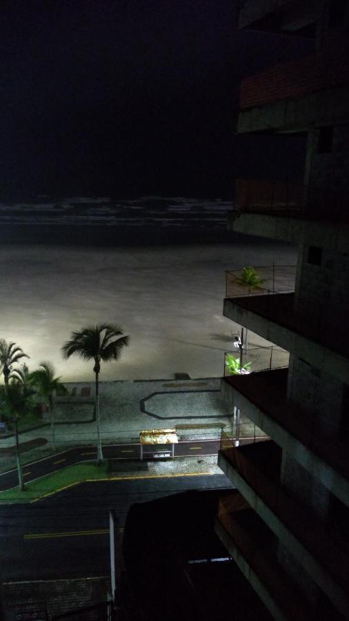 ReCanto Bessa Praia Grande Prédio frente Praia Exterior foto